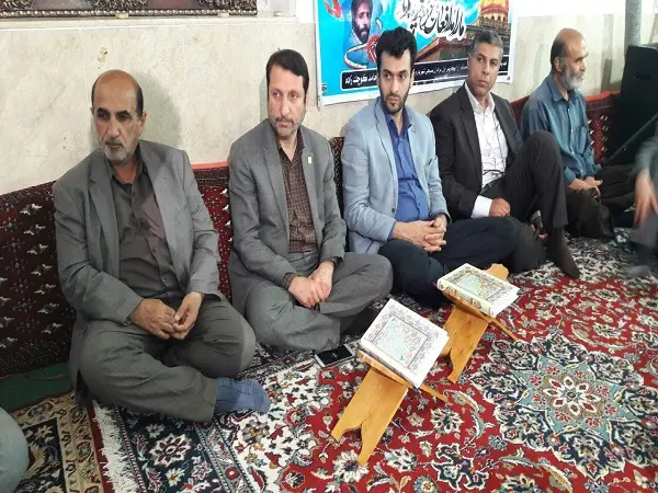 مراسم اختتامیه محافل انس با قرآن در مسجد امام محمد باقر (ع) برگزار شد