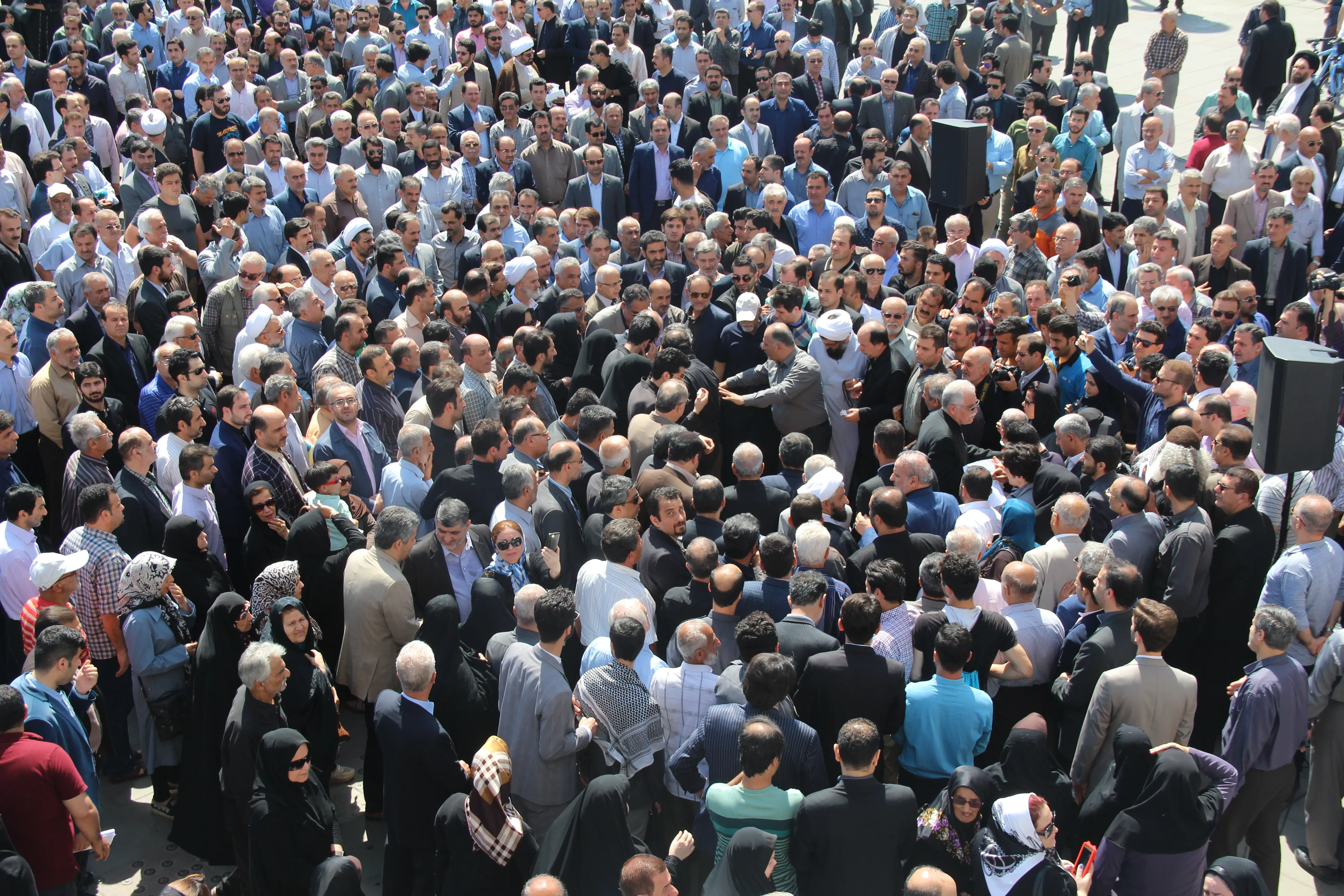 پیکر استاندار فقید گیلان در رشت تشییع شد