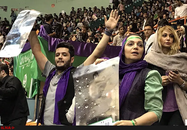 سلام آزادی به روحانی + فیلم و عکس