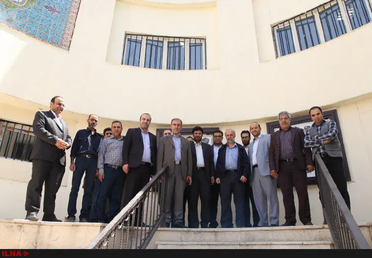 بازدید دبیرکل خانه‌کارگر از ستاد ساماندهی کارگران ساختمانی منطقه ۱۱ شهرداری