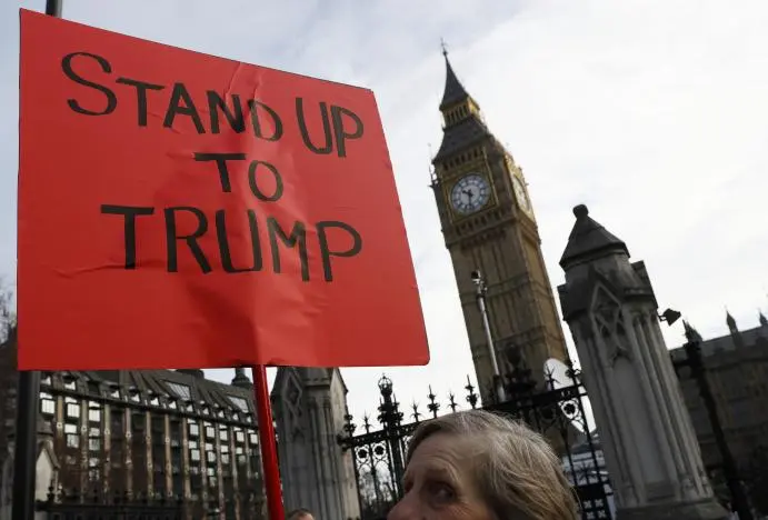 برگزاری تظاهرات ضد ترامپ در لندن+تصاویر