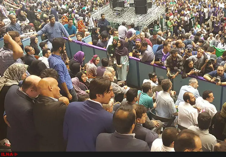 سلام آزادی به روحانی + فیلم و عکس