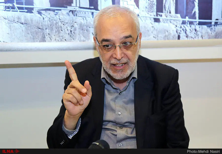 مخالفان: متقاضیان استخدام، آزمون صلاحیت دهند/موافقان: جلوی استثمار و بیگاری حق‌التدریسی‌ها باید گرفته شود