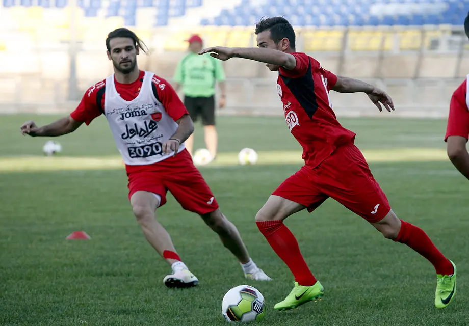معرکه احمد نوراللهی در تمرین پرسپولیس (عکس)