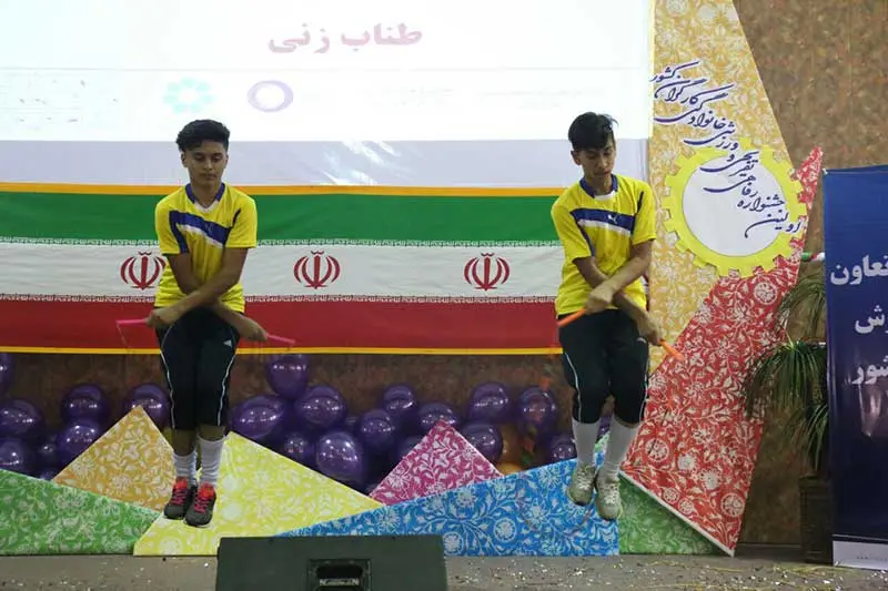 اولین جشنواره خانوادگی کارگران کشور افتتاح شد