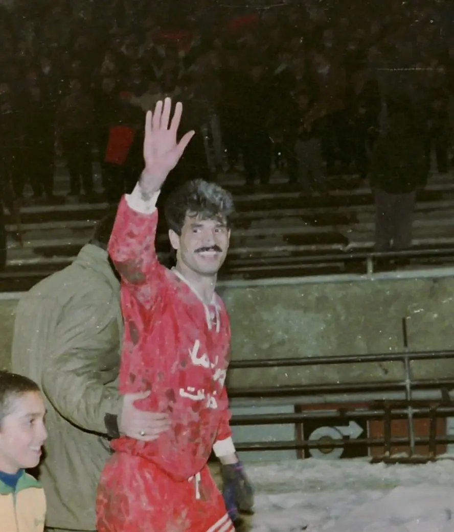 یک تصویر قدیمی از علی دایی