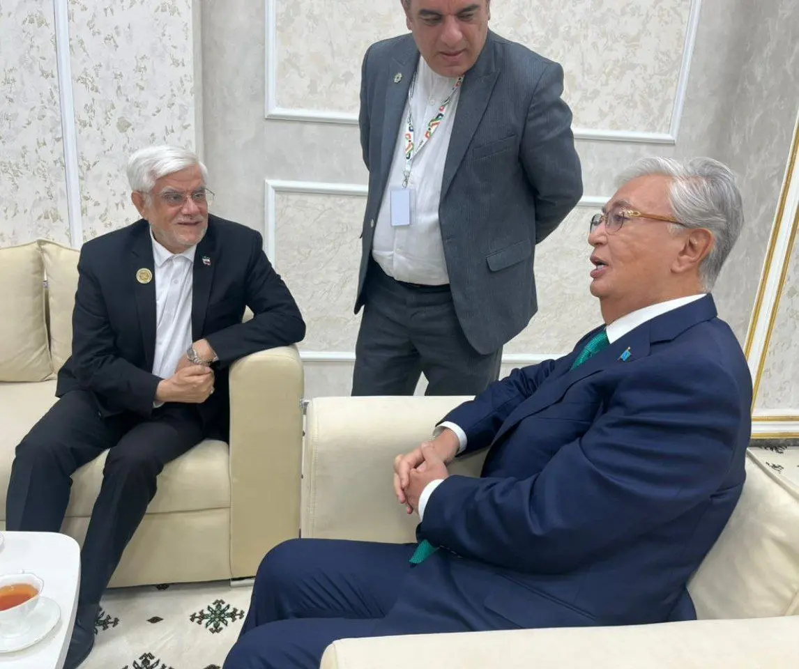 عارف در جریان سفر به ترکمنستان با چه مقاماتی دیدار کرد