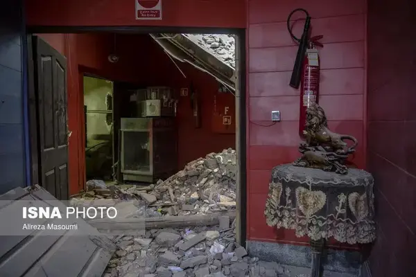 تصاویر دیده‌نشده از حمله به سینما شکوفه تهران+ عکس