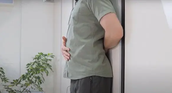 با چند حرکت ساده گودی کمر را مهار کنید