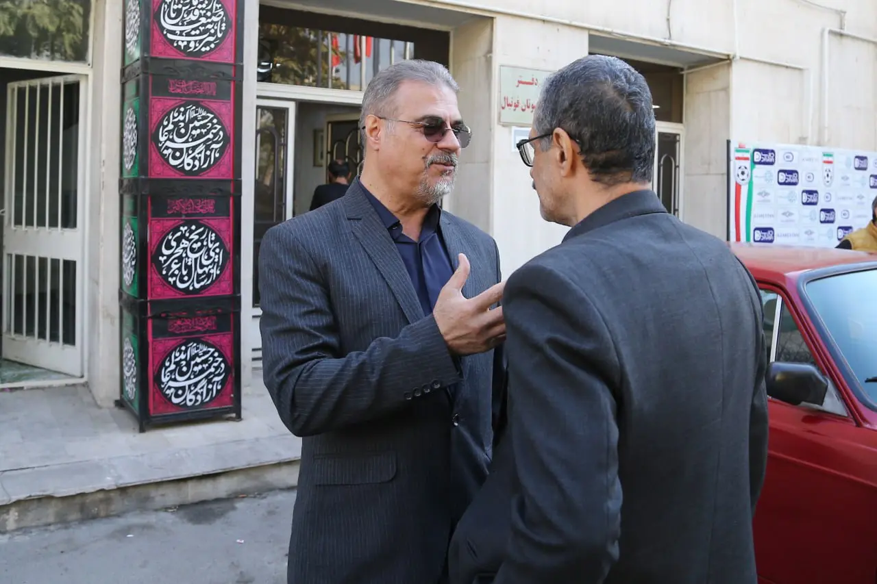 مراسم تشییع پیکر مرحوم اکبر کارگرجم(عکس)