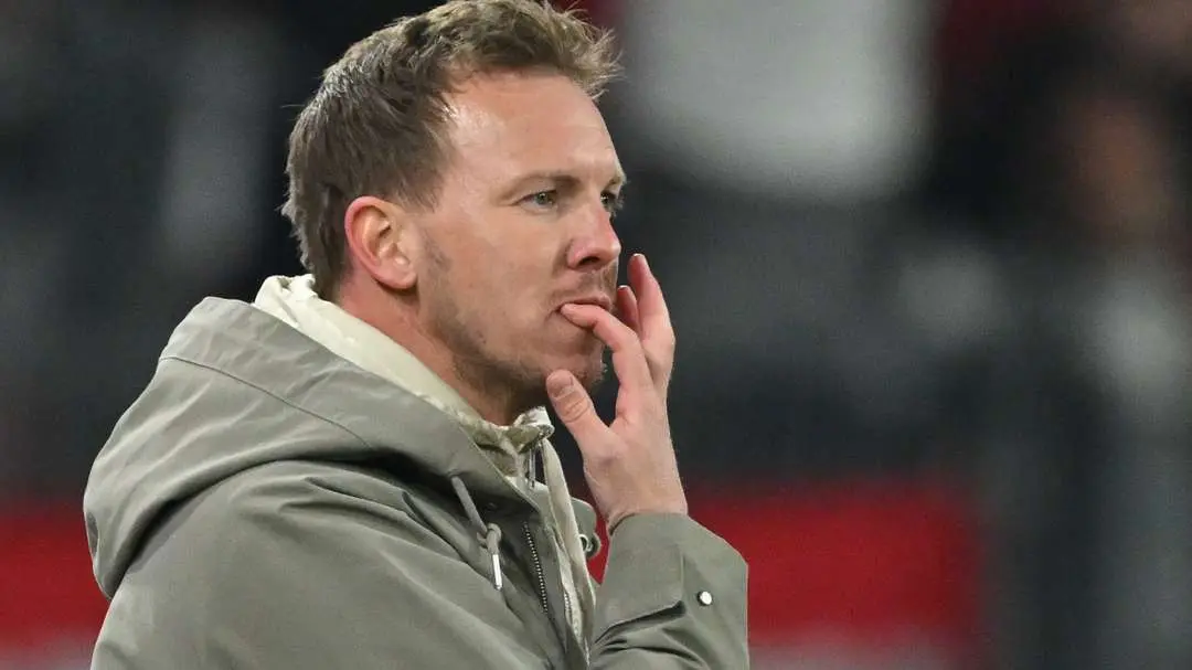 نیمکت یونایتد در وضعیت قرمز