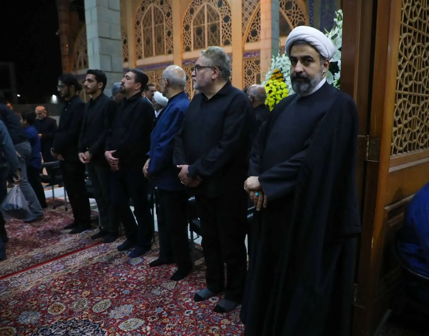 برگزاری مراسم ترحیم خواهر سید محمد خاتمی با حضور چهرههای سیاسی در یزد