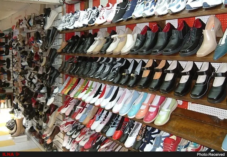 بازگشت تدریجی خریداران به بازارهای شیراز در آستانه نوروز/  آزادسازی قیمت‌ها از رانت جلوگیری می کند