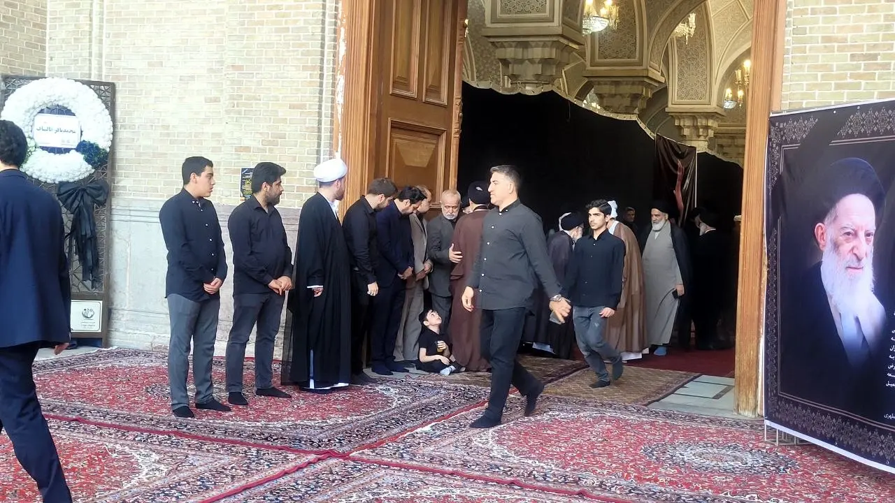 حضور شخصیتهای برجسته در مراسم بزرگداشت مرحوم آیتالله شبیری زنجانی + تصاویر