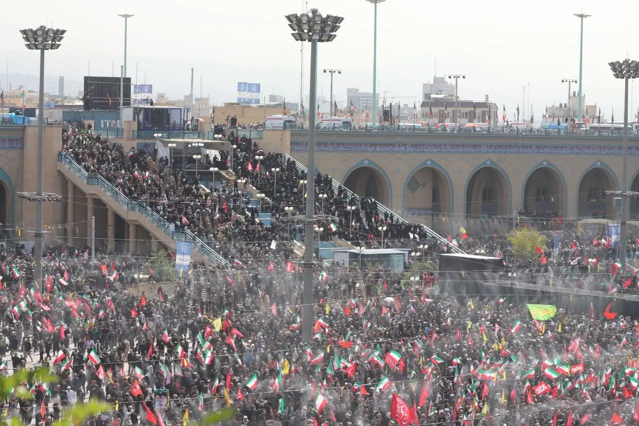 برگزاری مراسم وداع با رهبر شهید انقلاب در مصلای تهران
