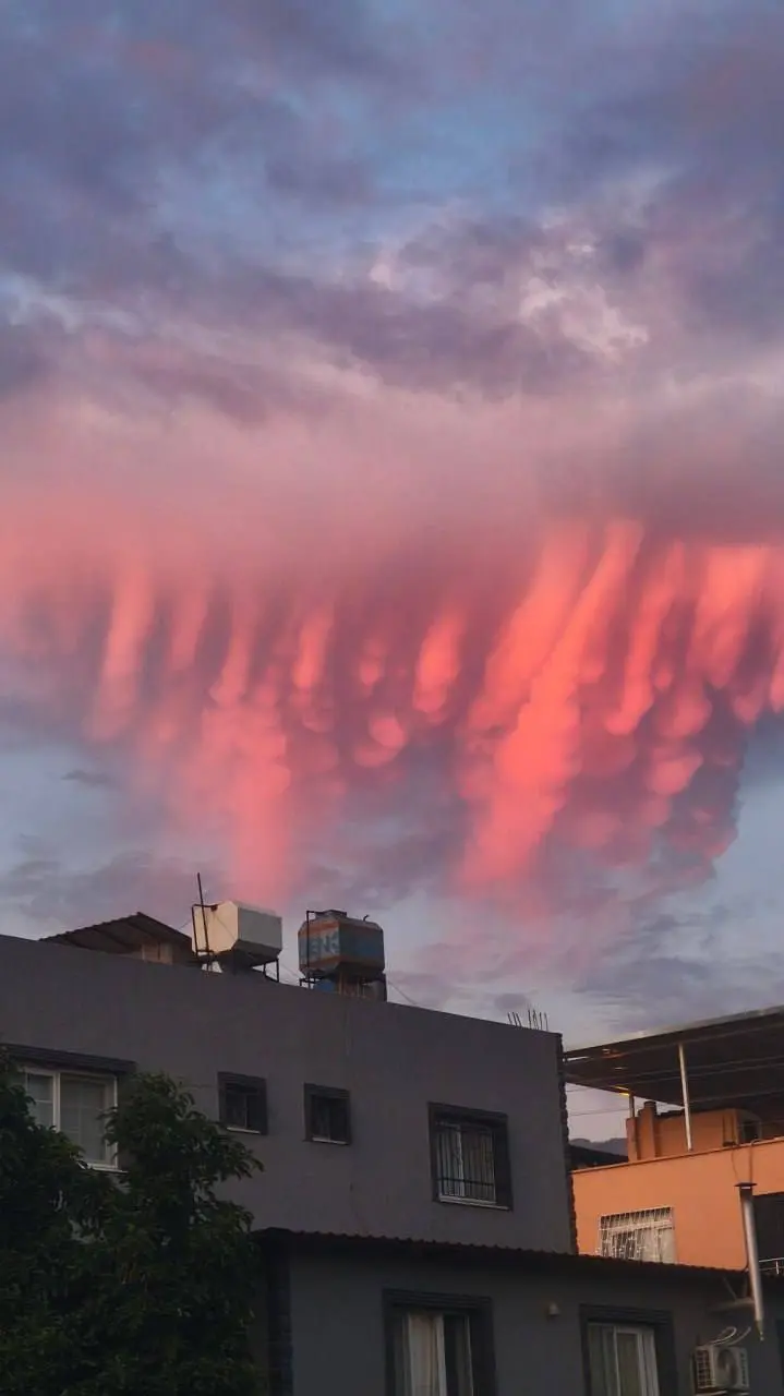 ابرهای عجیب ماموتی در ترکیه + عکس