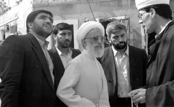قابهایی دیده نشده از سفر آیت الله جنّتی در اروپا + عکس