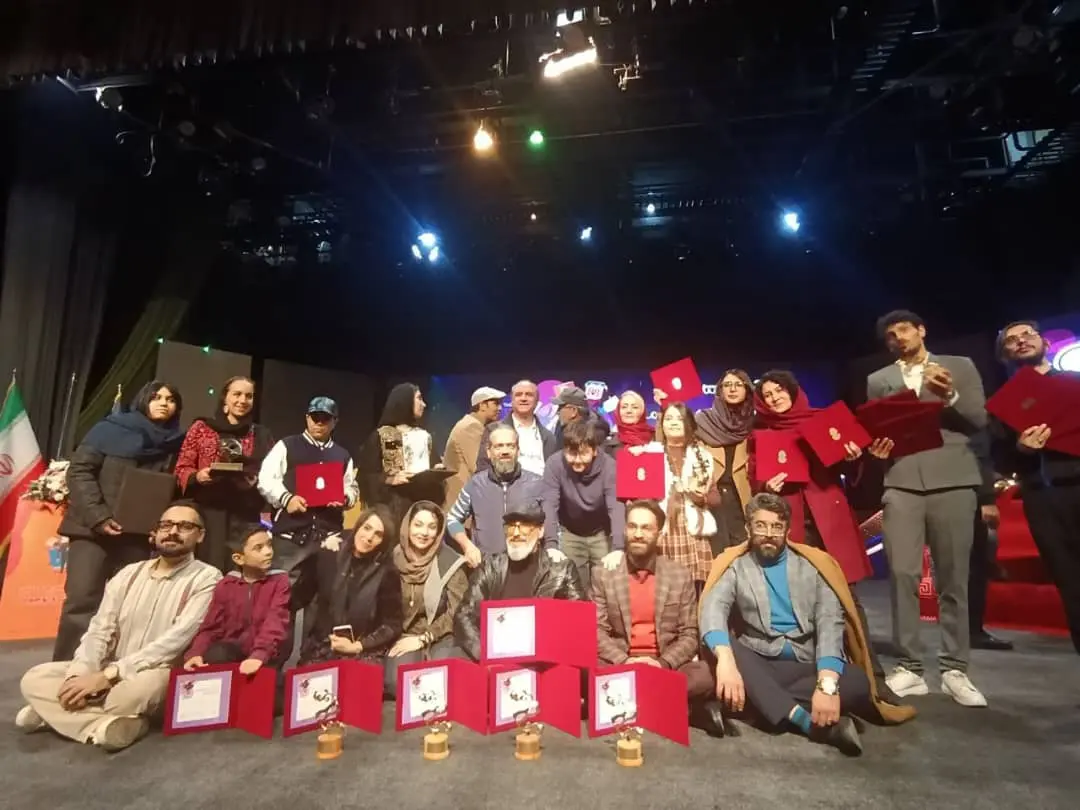 آیین اختتامیه جشنواره تئاتر کودک و نوجوان همدان برگزار شد