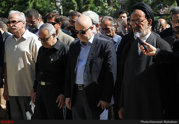 احمد علامه دهر در قطعه نام‌آوران آرام گرفت/ چشم‌های هنرمند اهدا شد