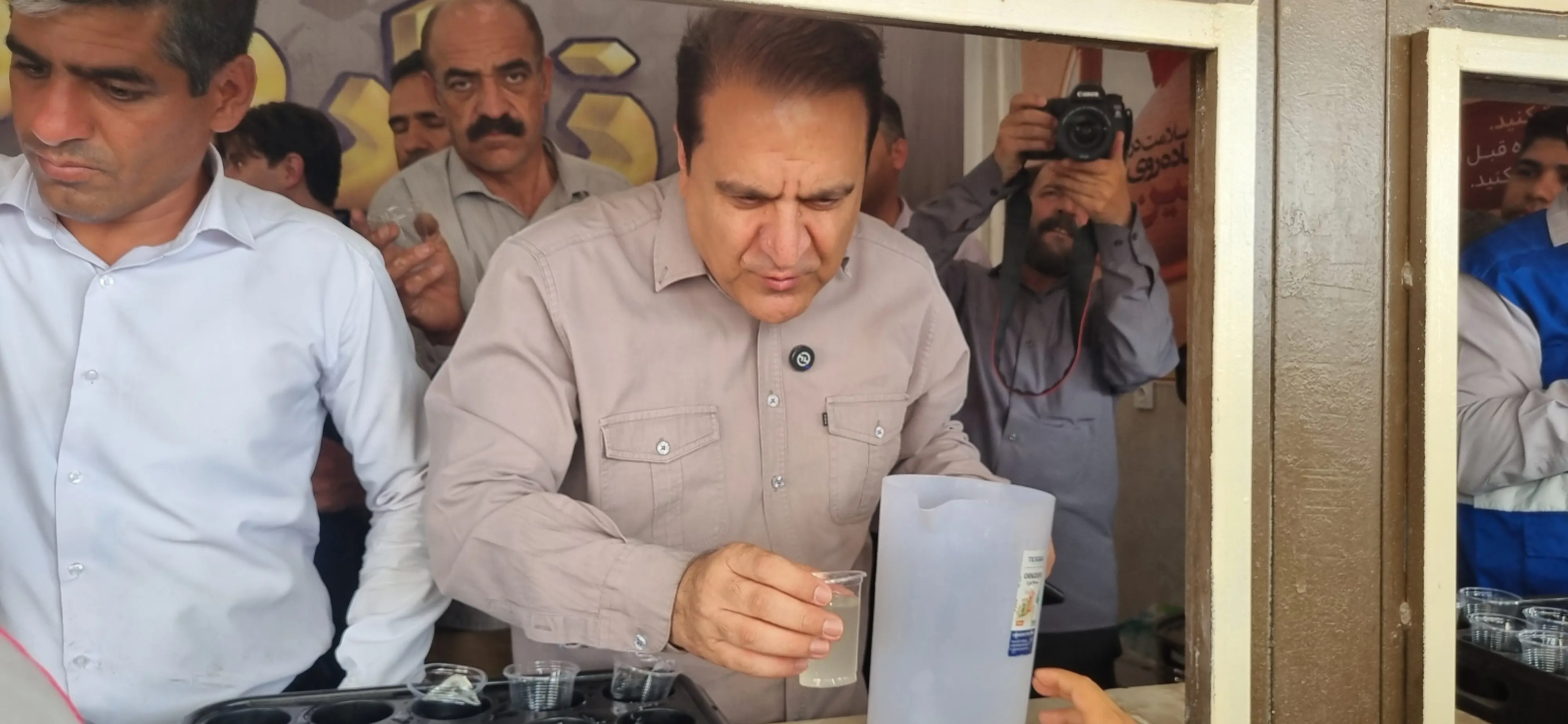 زیر ساخت های اربعین در ایلام ماندگار می شوند/ آب پایدار در مرز مهران برقرار شد/ زیر ساخت ها دیگر موقتی نیستند