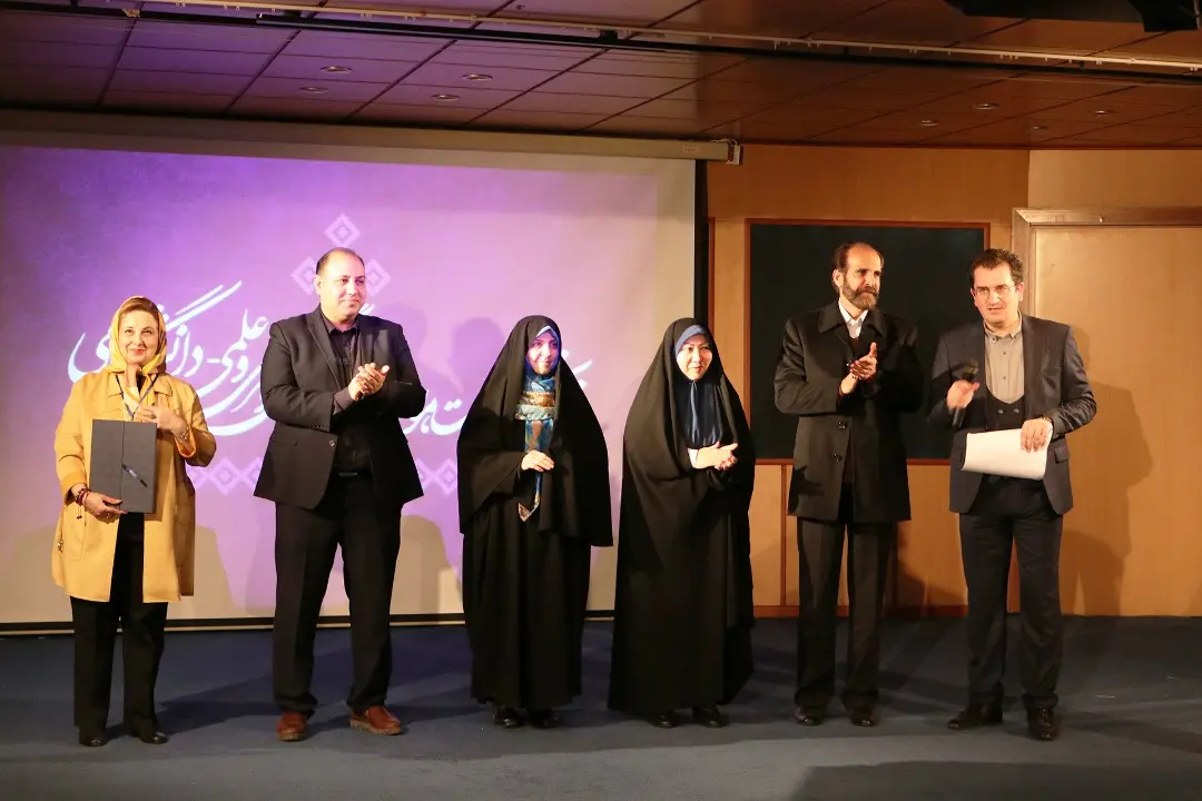 حضور پررنگ اتحادیه پوشاک تهران در نهمین جشنواره بینالمللی مُد و لباس فجر