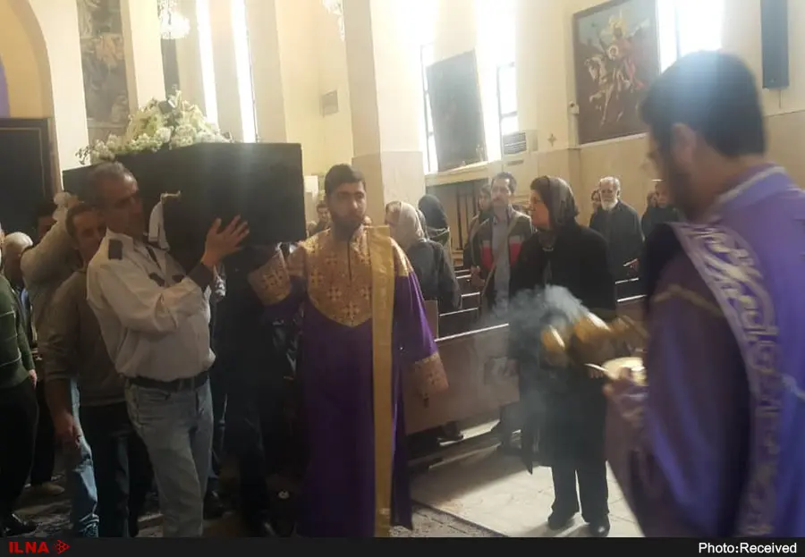 مادر مجسمهسازی ایران تشییع شد+عکس