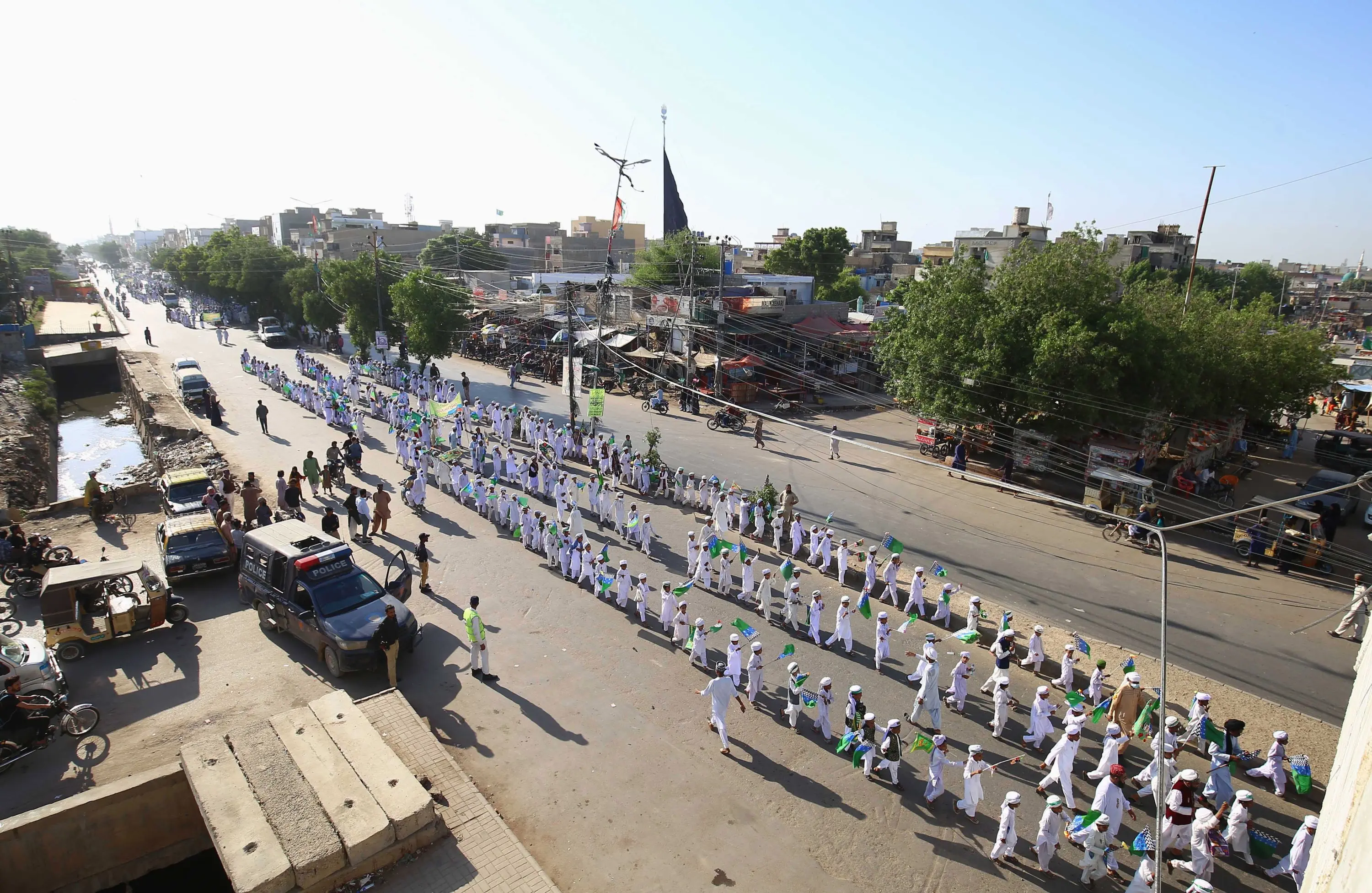 هفته وحدت از دریچه دوربین عکاسان جهان/ میلاد حضرت رسول (ص)؛ شعف و همبستگی جهانی+عکس‌هایی از سراسر جهان 