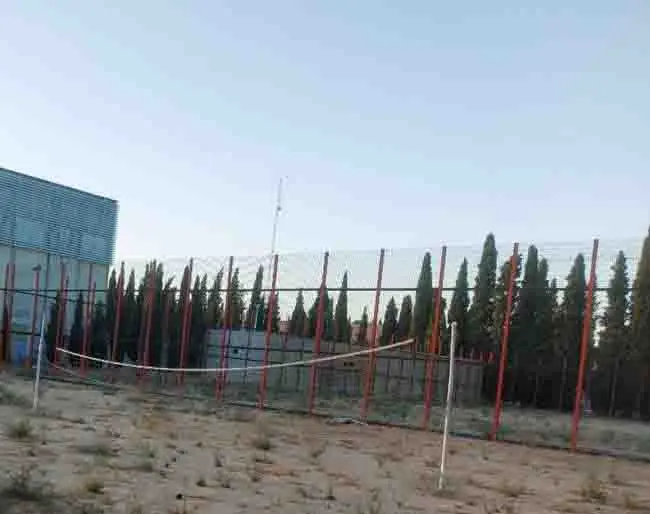 باغ جنت در محاصره سازه‌ها/ اعتراض شهروندان شیرازی به واگذاری باغ