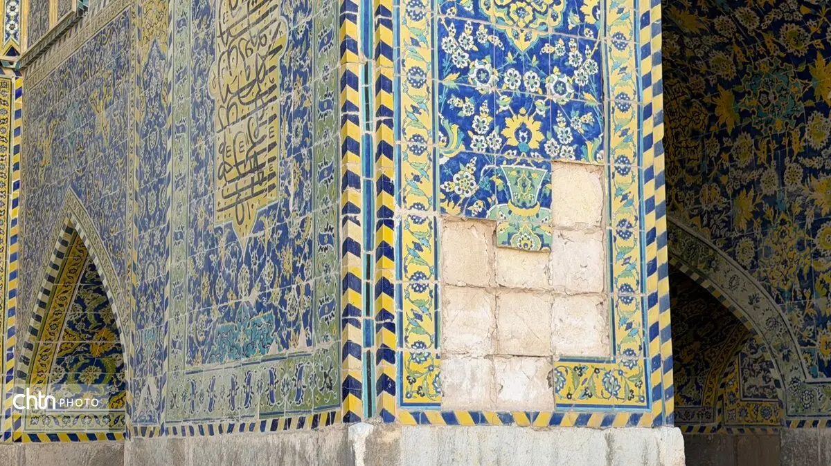 تصاویر تازه از زخم جنگ بر پیکر میراث جهانی؛ آسیب بمباران آمریکایی–صهیونی به مسجد جامع عباسی اصفهان