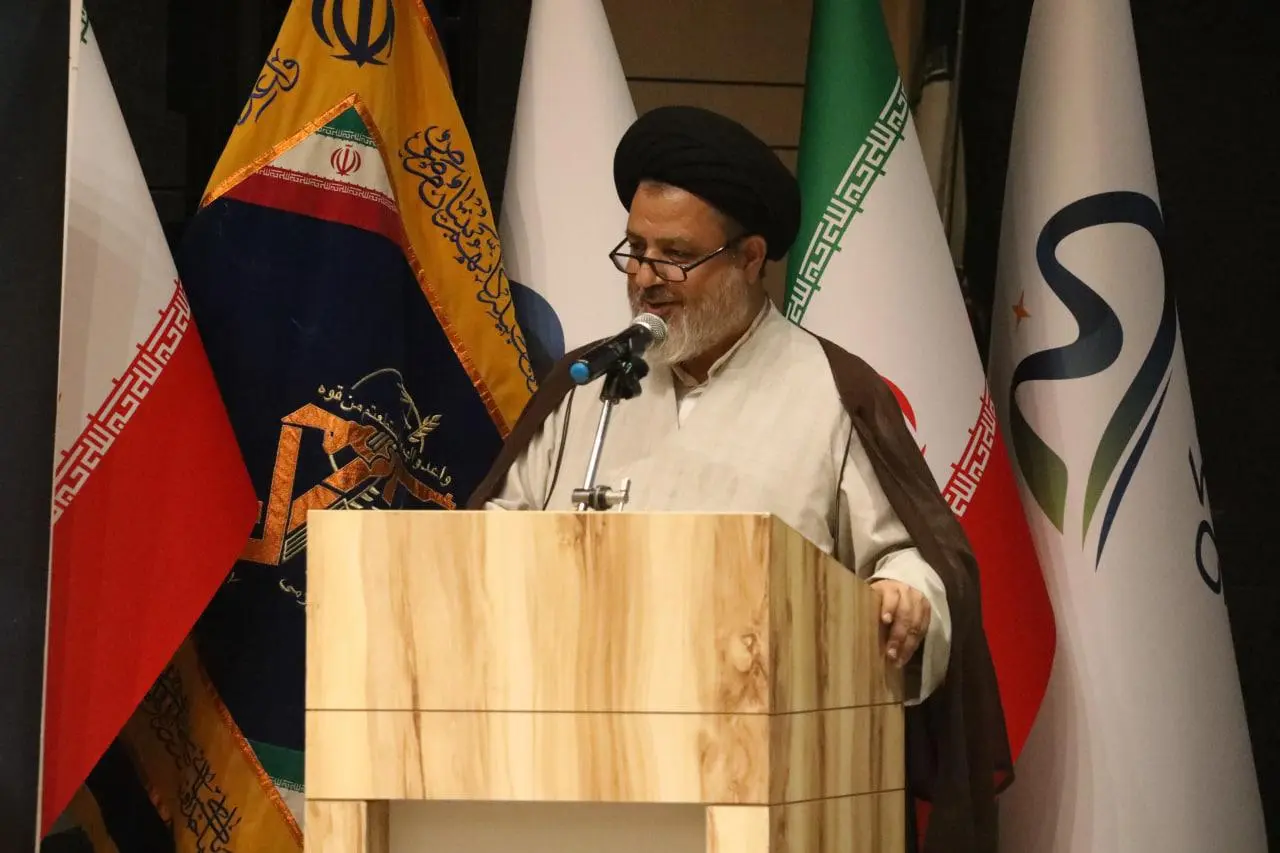 همایش وحدت علمای شیعه و سنی شمال آذربایجان غربی در منطقه آزاد ماکو برگزار شد