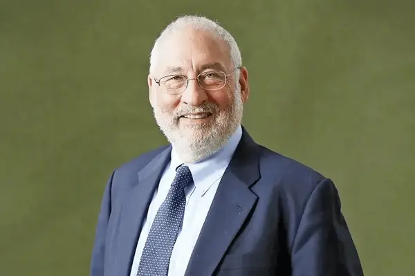 سریعالقلم: نباید اجازه داد فقرا در ایران وزیر شوند +فیلم