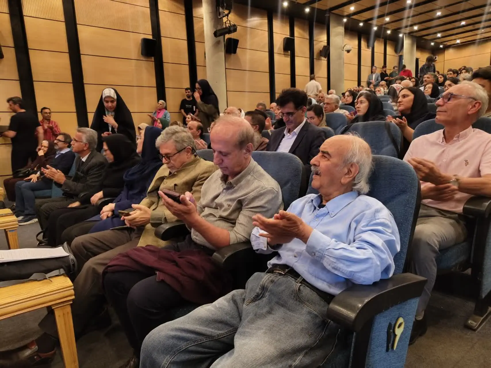 از آزاداندیشی حافظ تا معماری و موسیقی/ بازخوانی ظرفیتهای هنری و ادبی شعر خواجه شیراز