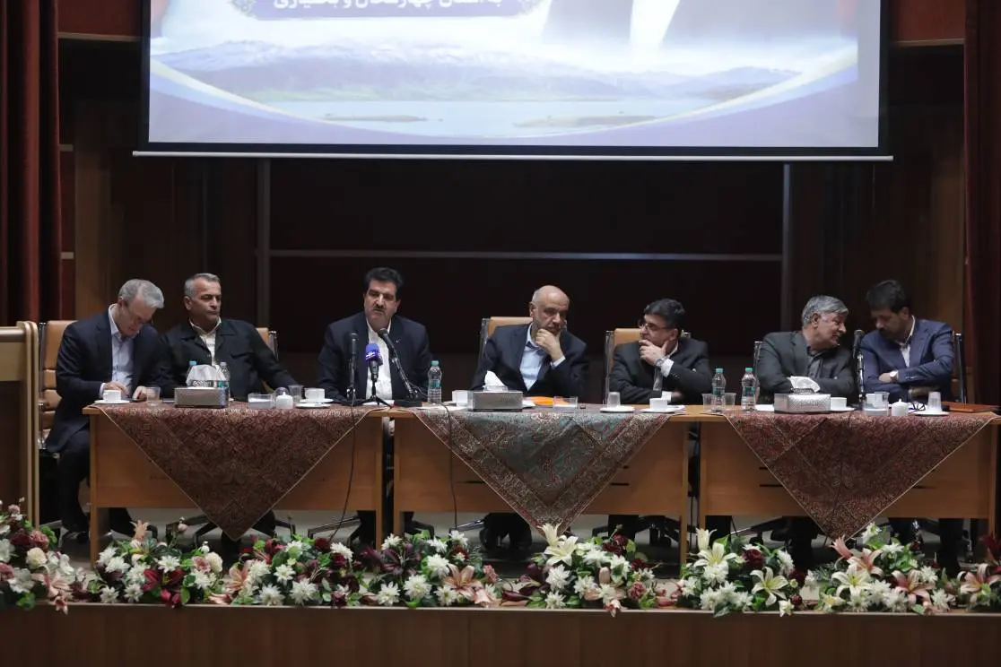 آمادگی بانک رفاه کارگران بر تأمین مالی طرحهای توسعهای و زیرساختی چهارمحال و بختیاری