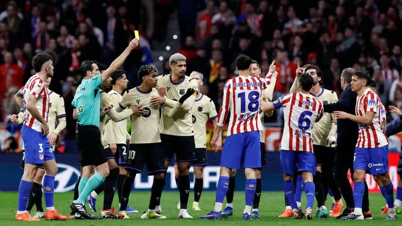 بحران داوری، راه‌حل فوری فوتبال حتی به قیمت حذف ‏VAR