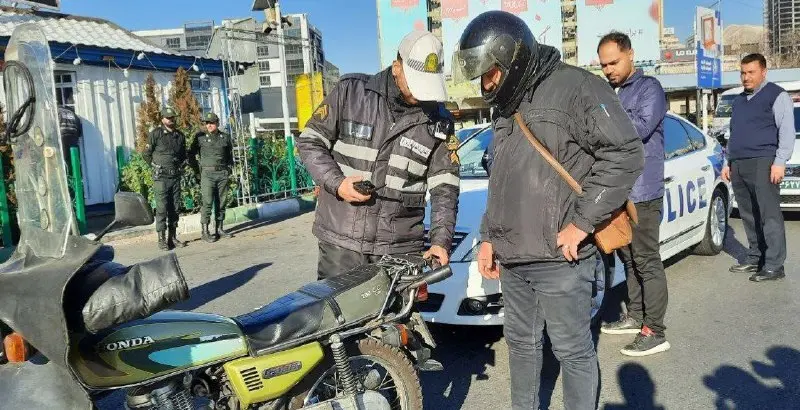 اجرای طرح ساماندهی موتورسواران در تهران/ تاکید جدی پلیس بر برخورد با موتورهای دارای پلاک مخدوش