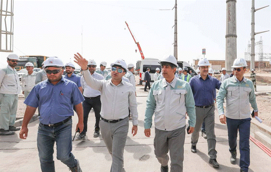مدیر عامل گروه فولاد مبارکه از روند بازسازی بخشهای آسیب دیده نیروگاه سیکل ترکیبی ۹۱۴ مگاواتی و مگامدول های شهید خرازی بازدید کرد