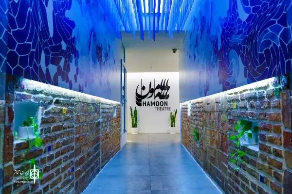 هنر با تخریبِ اماکن فرهنگی نمیمیرد/ دشمن تروریست به کدام سالنهای هنری حمله کرده است؟