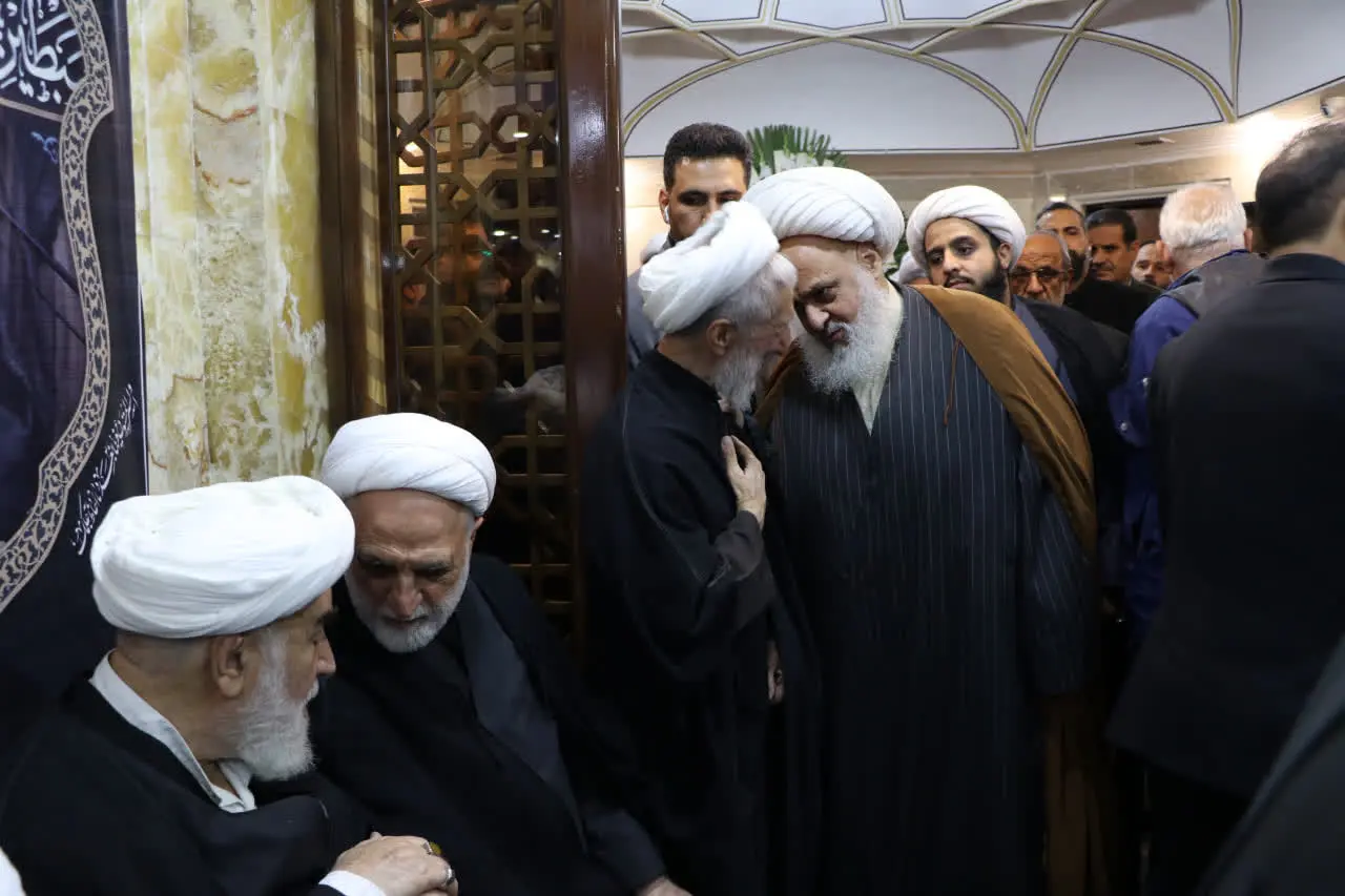 حضور مقامات کشوری و لشکری در مراسم ختم فرزند صدیقی+ تصاویر