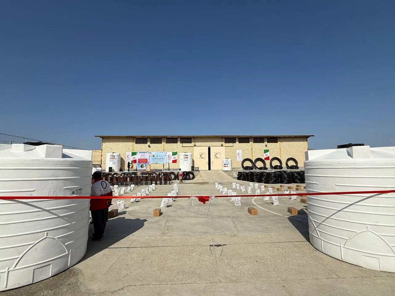 اجرای طرح «نذر خدمت ۸» جمعیت هلال احمر در استان سیستان و بلوچستان/ آبرسانی به روستاهای دارای تنش آبی