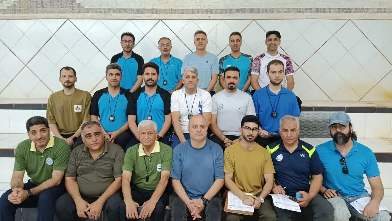 استعدادهای شنای فارس به آب زدند/ برگزاری فستیوال نونهالان در شیراز
