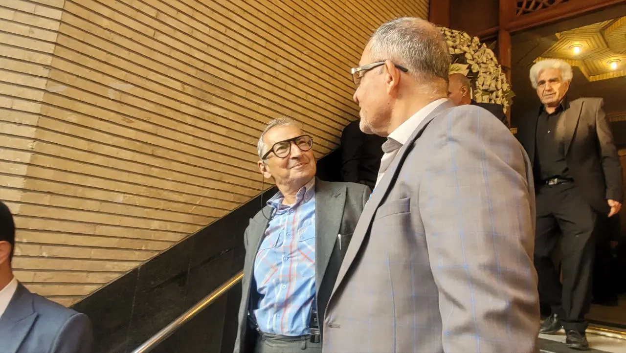 برگزاری مراسم ترحیم برادر مصطفی تاجزاده با حضور فعالان سیاسی اصلاحطلب + تصاویر