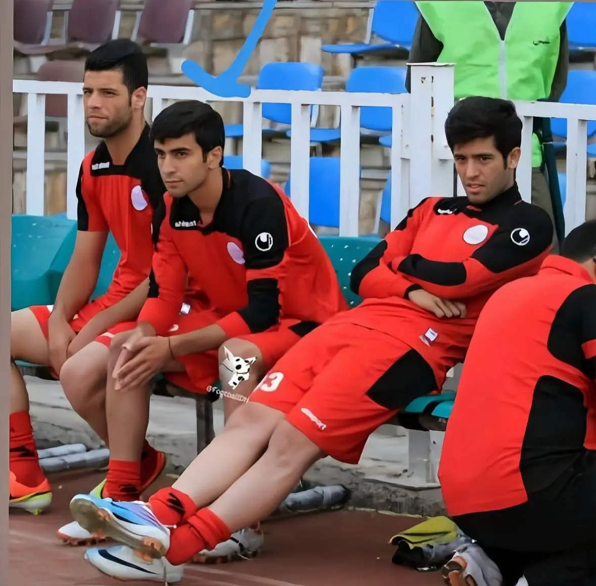 ارسلان مطهری با پیراهن پرسپولیس (عکس)