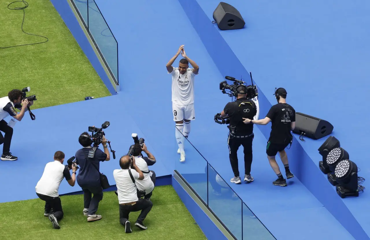 دعوای حقوقی میلیاردی امباپه و پیاسجی: هر دو طرف به دنبال دریافت خسارت کلان