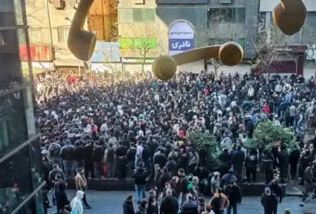 اصلاحات مقطعی دیگر پاسخگو نیست/ حذف نهادهای تخصصی، اقتصاد ایران را از ریل خارج کرد