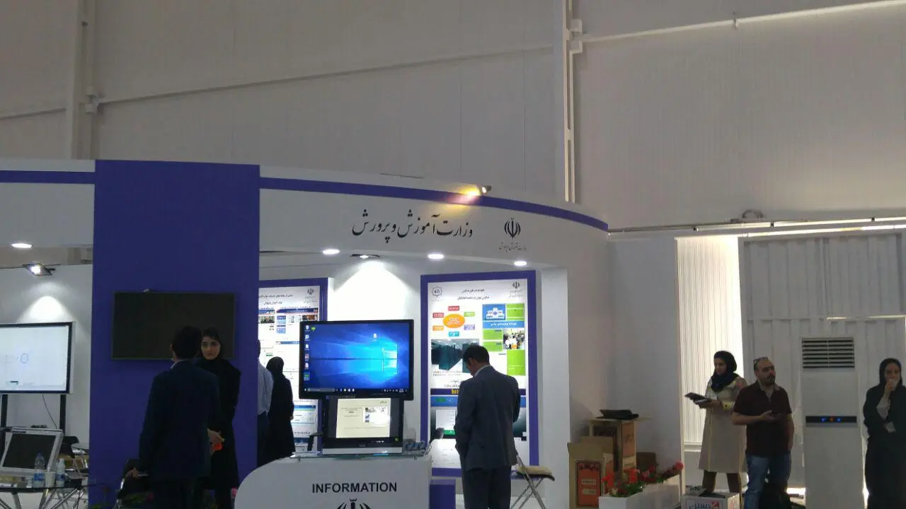 گزارش تصویری از سومین روز نمایشگاه الکامپ 