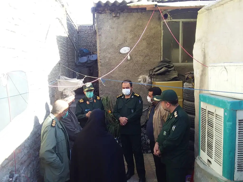 دیدار جانشین فرمانده کل سپاه با خانواده شهدای شهرری