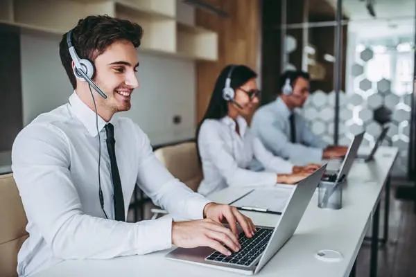 نرم افزار مرکز تماس ایرانی استفاده کنیم یا خارجی؟