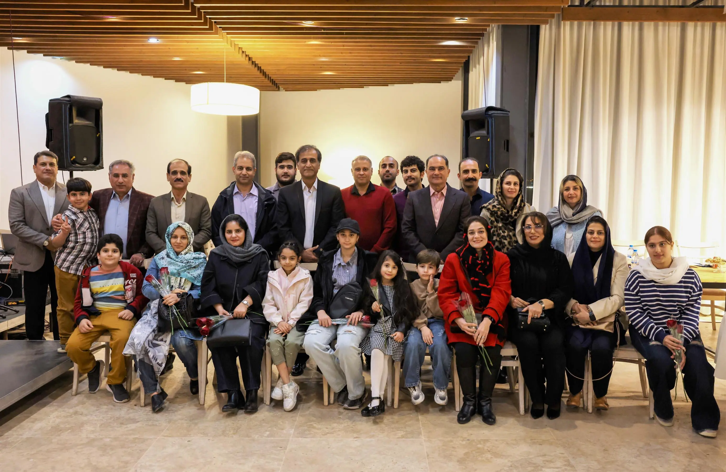 شب‌های صمیمی در فجر انرژی خلیج‌فارس/میزبانی فجر از خانواده‌های کارکنان