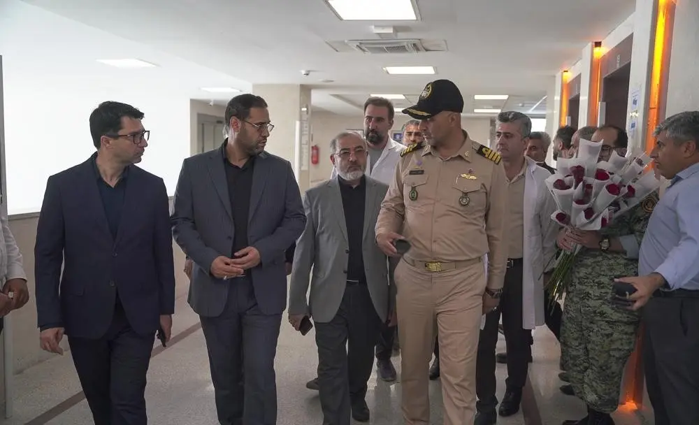 اعزام مدیران بنیاد مستضعفان به بندر شهید رجایی + عکس