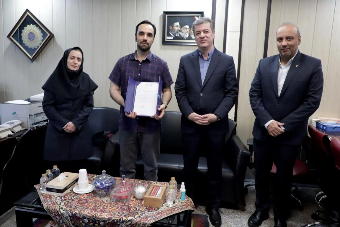 نفرات برگزیده جشنواره ساخت تیزر تبلیغاتی «کارت رفاهی» بانک رفاه کارگران معرفی شدند